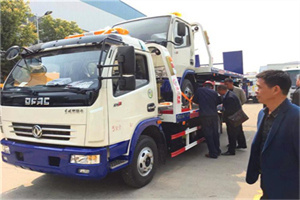 秦州汽车道路救援拖车价格
